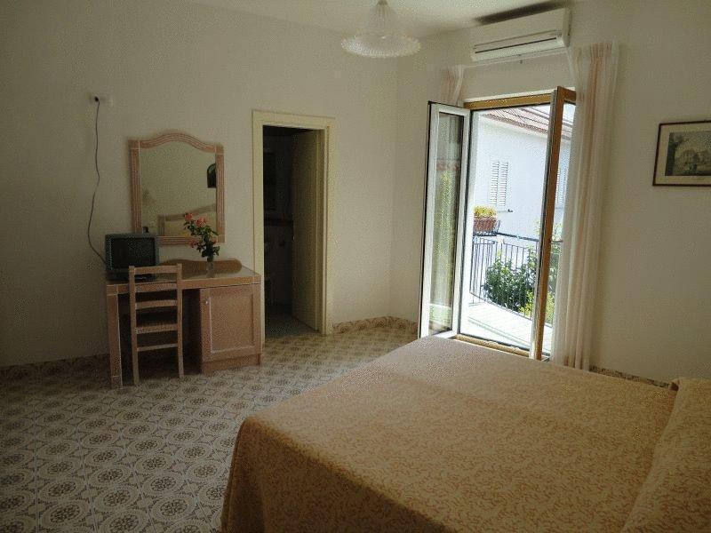 Hotel Candia Casamicciola Terme Exterior photo
