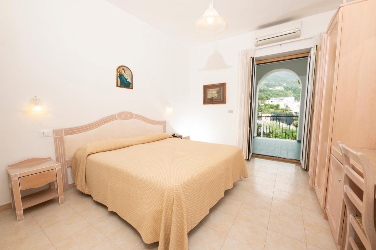 Hotel Candia Casamicciola Terme Exterior photo