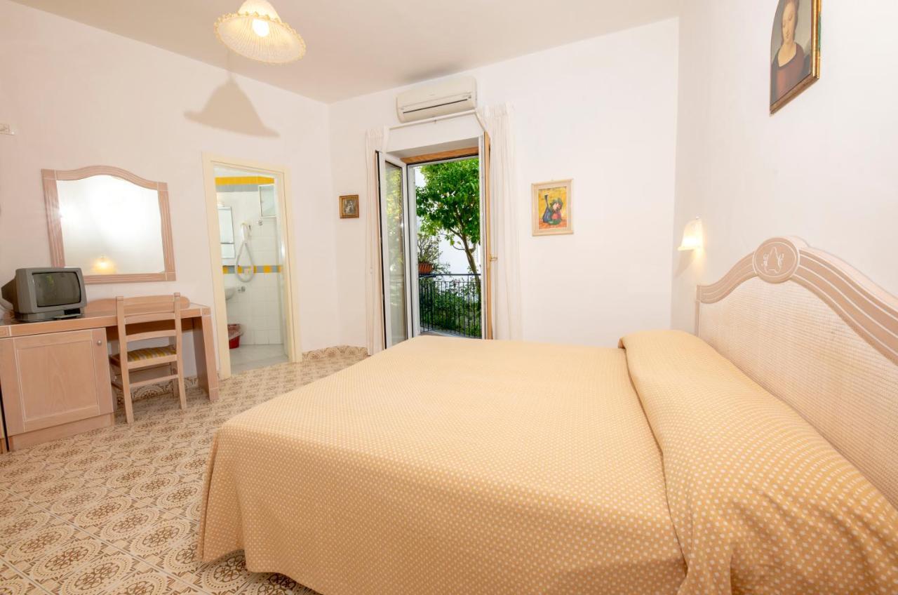 Hotel Candia Casamicciola Terme Exterior photo